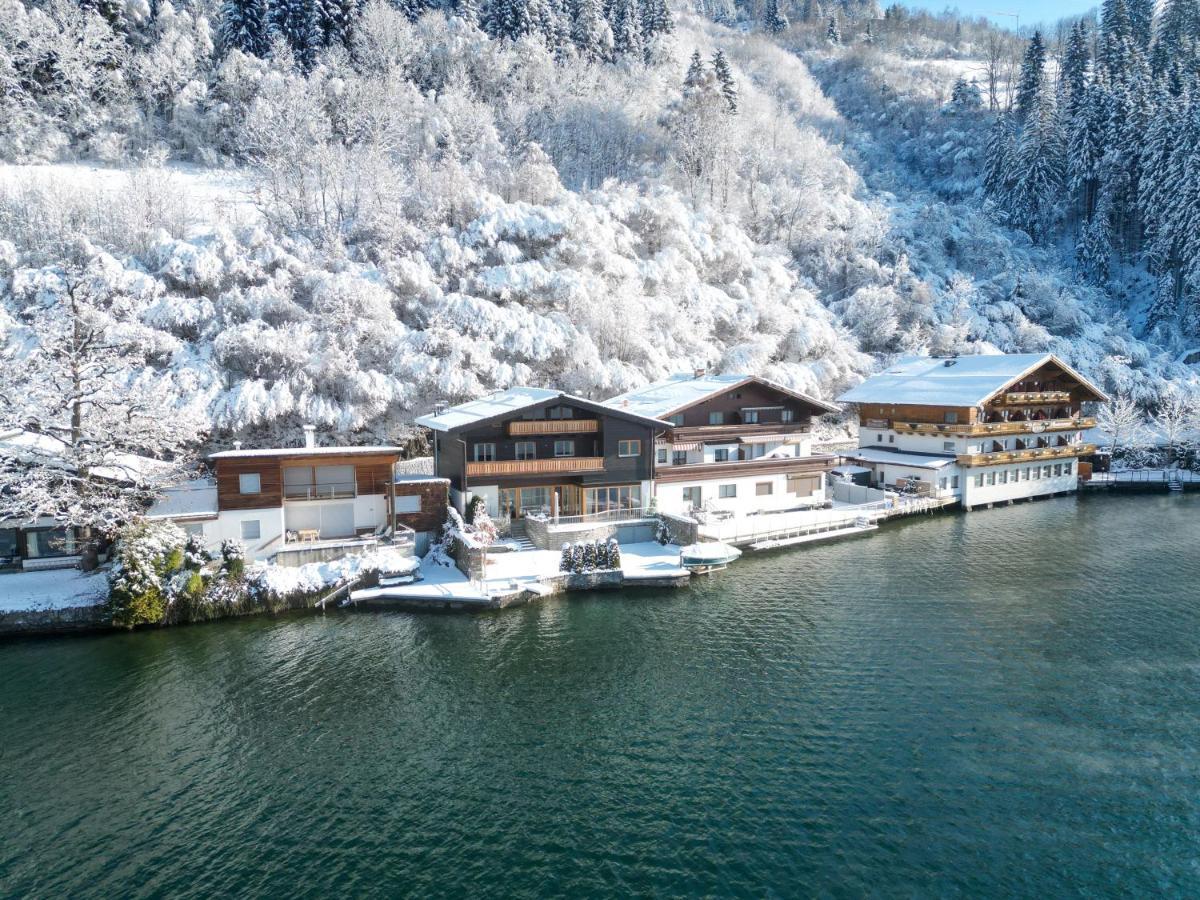 Finest Lakeside Villa Zell Am See By All In One Apartments Erlberg Exteriör bild