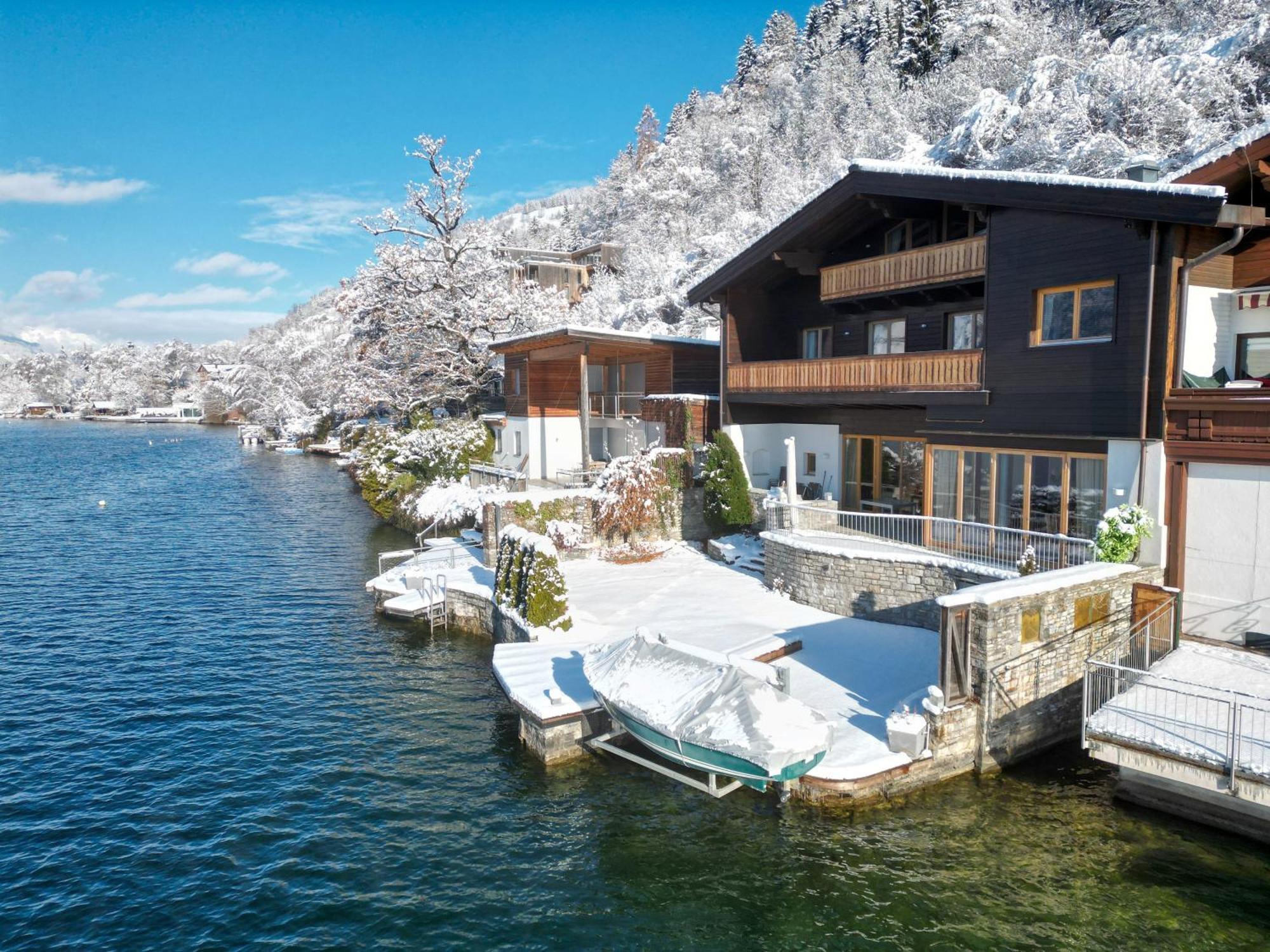 Finest Lakeside Villa Zell Am See By All In One Apartments Erlberg Exteriör bild